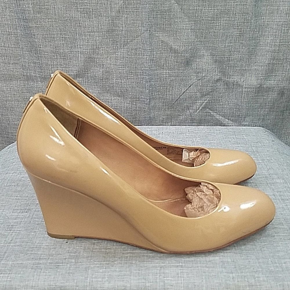 Coach Roni wedge patent leather heels Pumps, nude / tan - women's size  9B